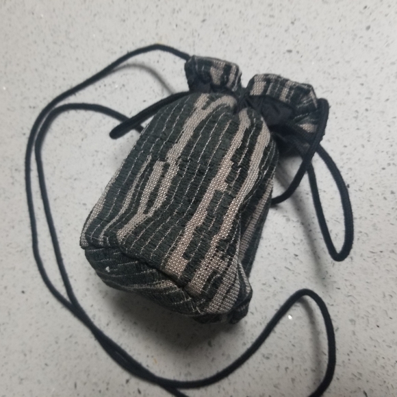 Fully lined, thick soft barrel dancer bag - Picture 3 of 5